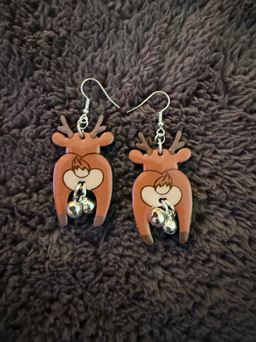 Rudolph’s dangles earrings